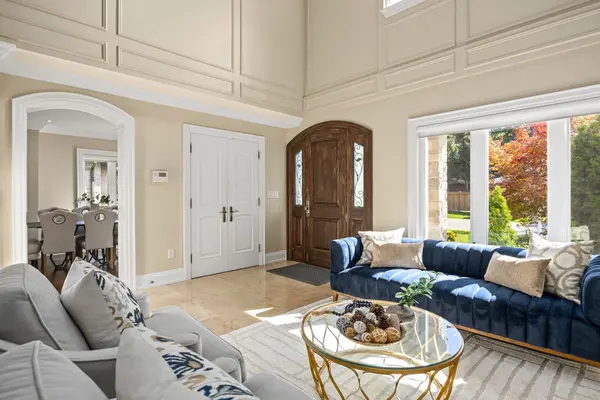 Toronto W08, ON M9A 1W9,14 Ballantyne CT