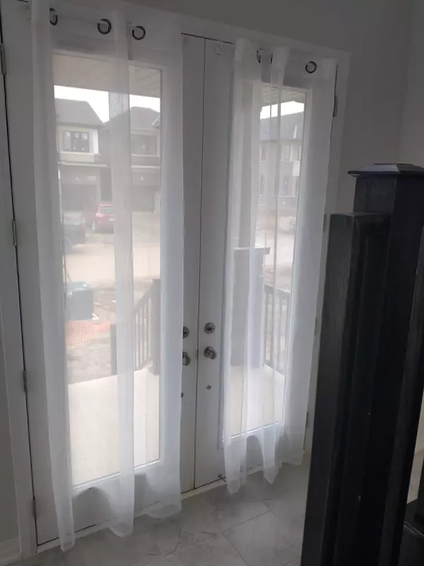 Hamilton, ON L0R 1W0,3 Weylie ST E