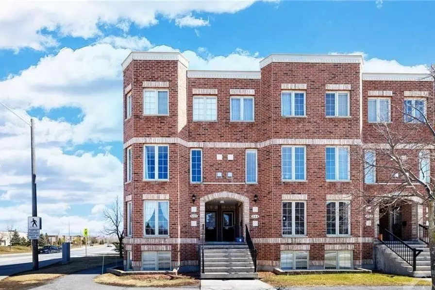 Barrhaven, ON K2J 0J3,840 LONGFIELDS DR