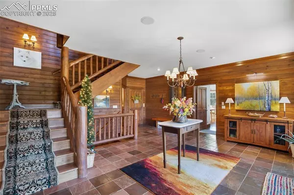 Woodland Park, CO 80863,221 Columbine PL