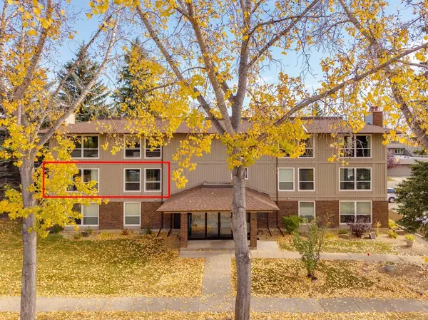 860 Midridge DR SE #121, Calgary, AB T2X1K1