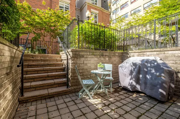 Toronto C08, ON M4Y 3C1,415 Jarvis ST #134