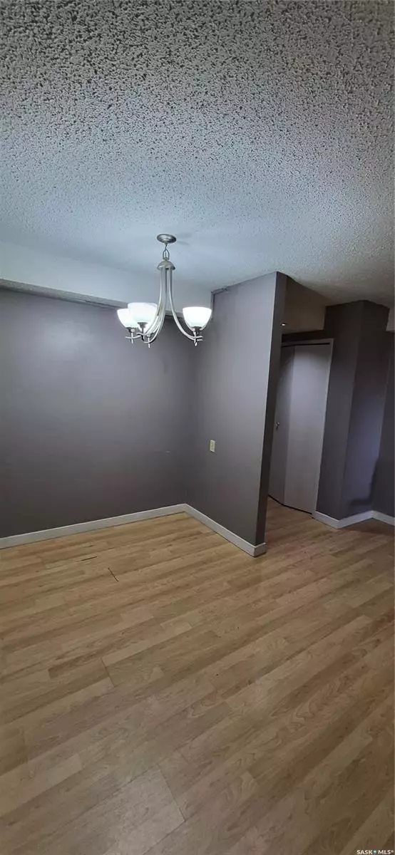 Saskatoon, SK S7M 4P8,529 X AVENUE S #101