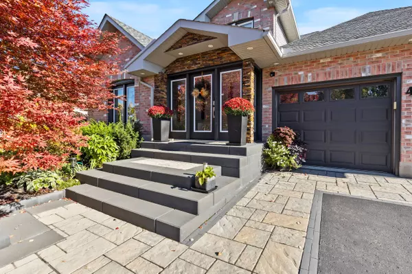 Niagara-on-the-lake, ON L0S 1J0,4 KARSAM CT