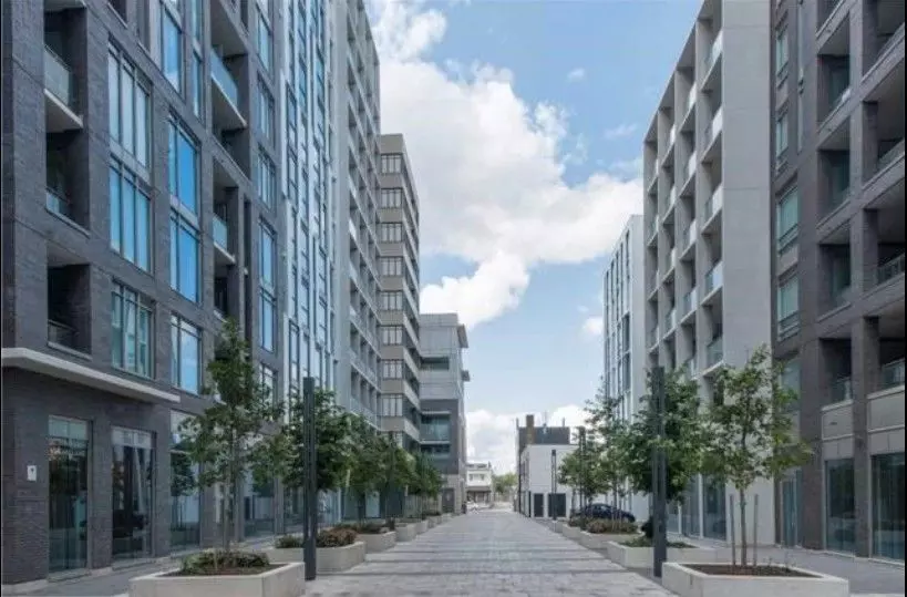 20 Gladstone AVE #603, Toronto C01, ON M6J 3K6