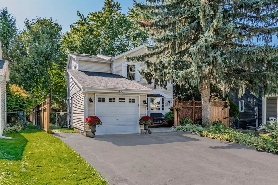 18 Blueridge SQ, Brampton, ON L6Z 1A1