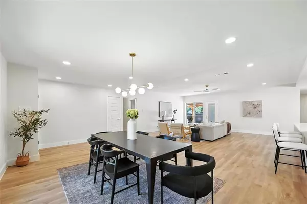 Dallas, TX 75248,7620 La Risa Drive