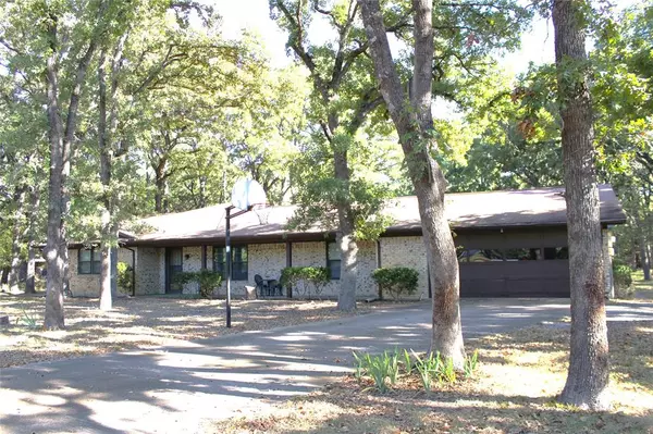 8483 County Road 2412, Quinlan, TX 75474