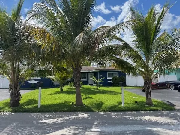 3149 NE 2nd Ave, Boca Raton, FL 33431