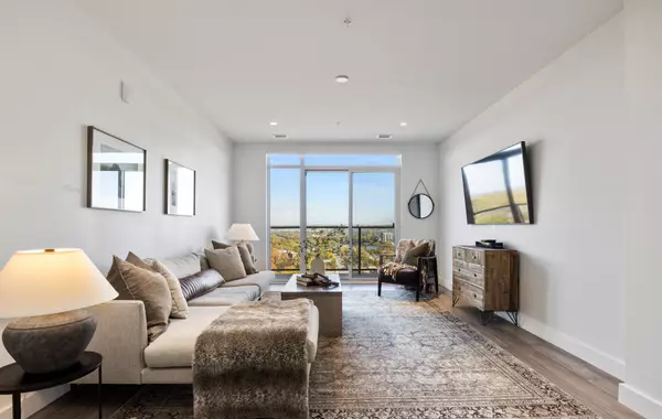 15 Glebe ST #2001, Cambridge, ON N1S 0C3