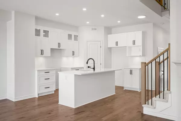 Kingston, ON K7K 0L6,332 Dockside DR