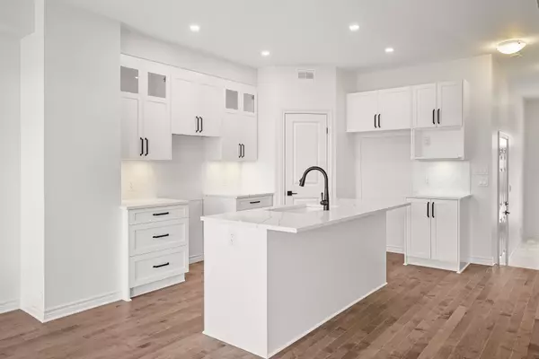 Kingston, ON K7K 0H7,1521 Scarlet ST