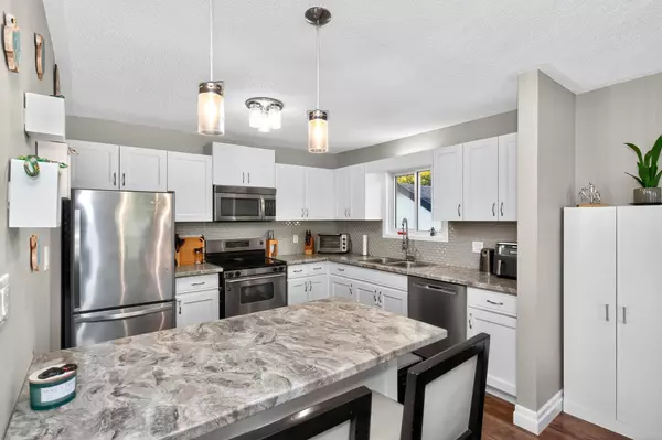 Penetanguishene, ON L9M 1G2,68 Broad ST