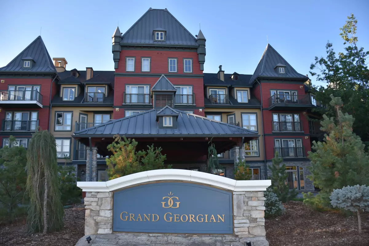 Blue Mountains, ON L9Y 0V2,156 Jozo Weider BLVD #133