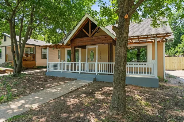 Dallas, TX 75211,2730 GLADSTONE