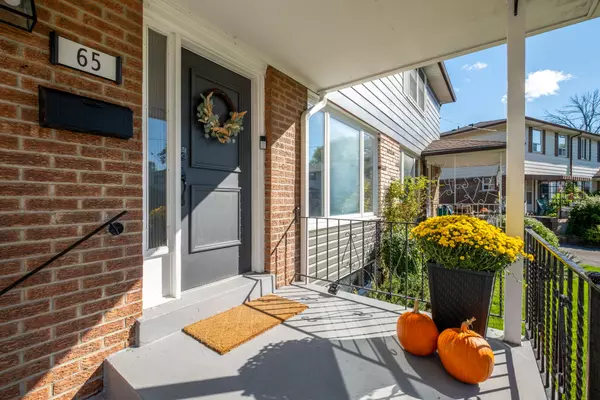 Toronto W06, ON M8W 4B4,65 Edilou DR