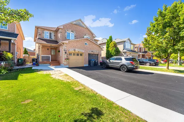 Brampton, ON L7A 1M8,36 Coppermill DR W