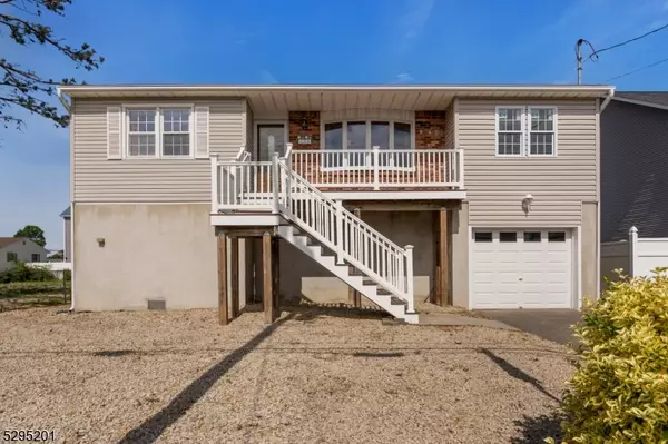 36 Longman St, Toms River Township, NJ 08753