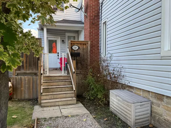 Smiths Falls, ON K7A 1B2,114 Main ST E