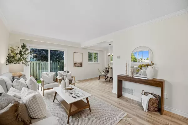 Ajax, ON L1S 3N1,37 Robbie CRES