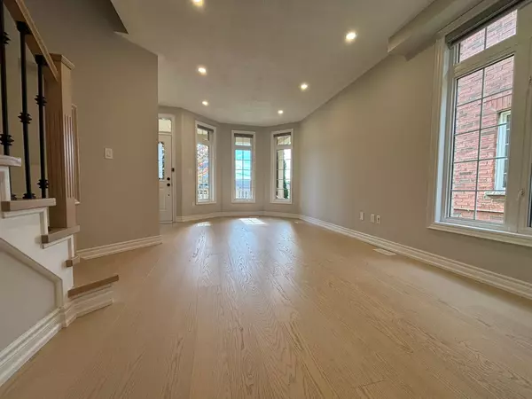 Markham, ON L6E 1L6,2336 Bur Oak AVE