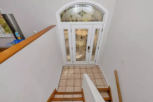 Alfred And Plantagenet, ON K0B 1C0,1631 County Rd 2 RD