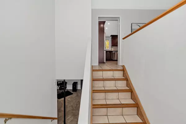 Alfred And Plantagenet, ON K0B 1C0,1631 County Rd 2 RD