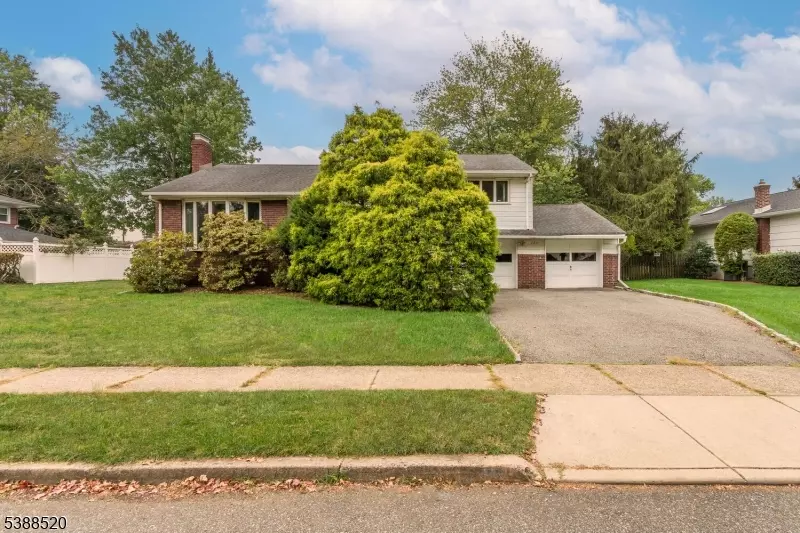 729 Schaefer Ave, Oradell Boro, NJ 07649