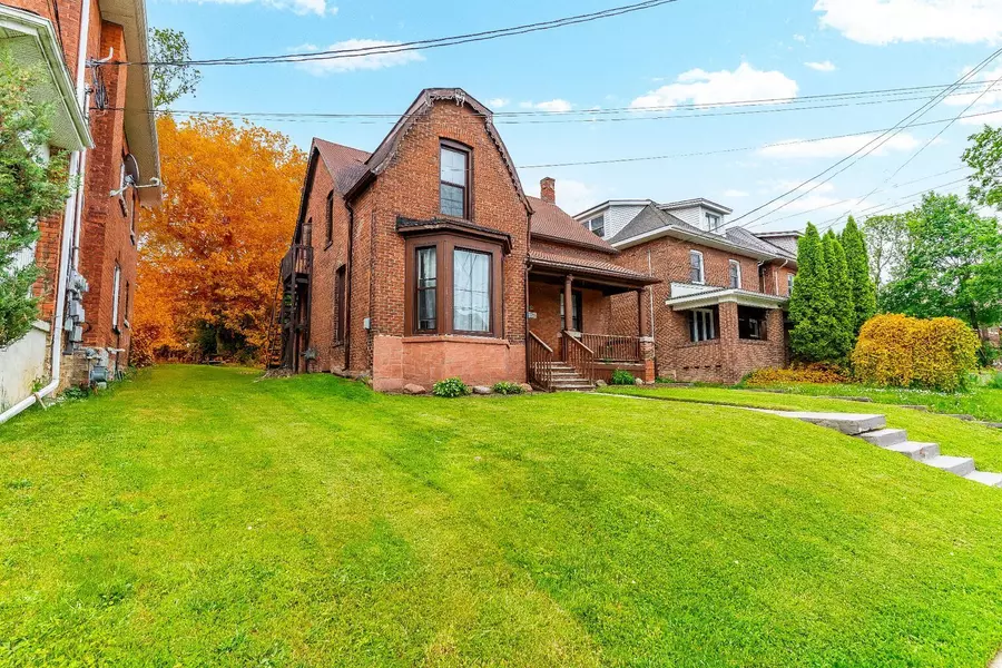 1379 3rd AVE E, Owen Sound, ON N4K 2L8