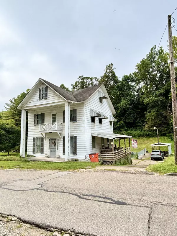 117 Union Ave, Pomeroy, OH 45769