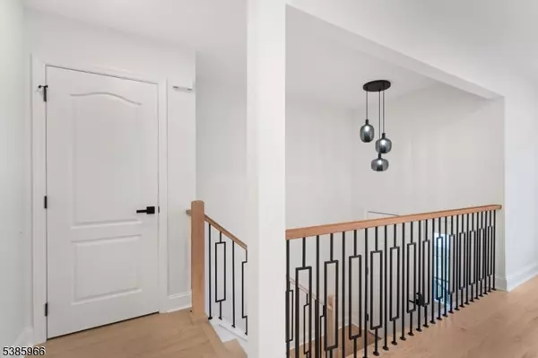 Parsippany-troy Hills Twp., NJ 07054,233 Atlantic Dr