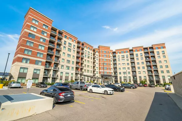 Markham, ON L3S 0E1,39 New Delhi DR #209