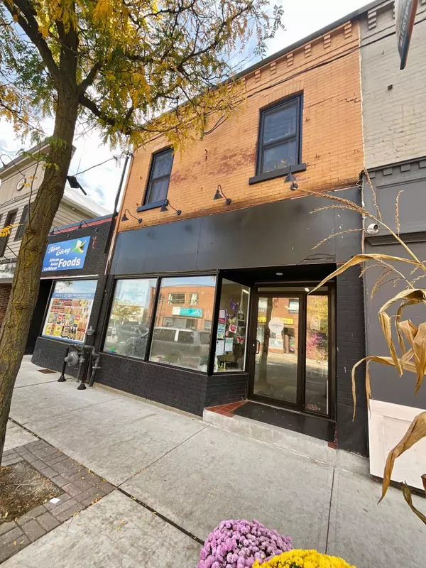 New Tecumseth, ON L9R 1T2,95 Victoria ST W