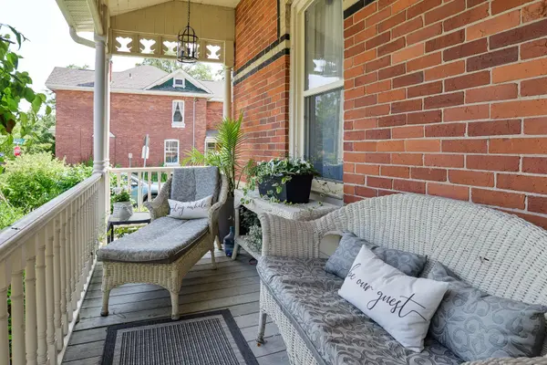 Orillia, ON L3V 3B7,241 Mississaga ST W