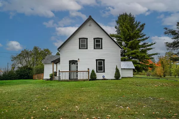 Montague, ON K7A 4S6,2403 Nolans RD