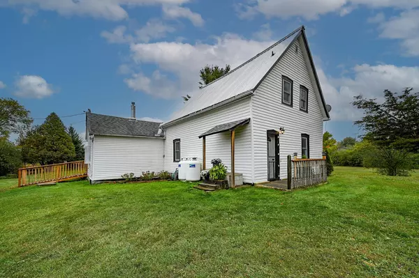 Montague, ON K7A 4S6,2403 Nolans RD