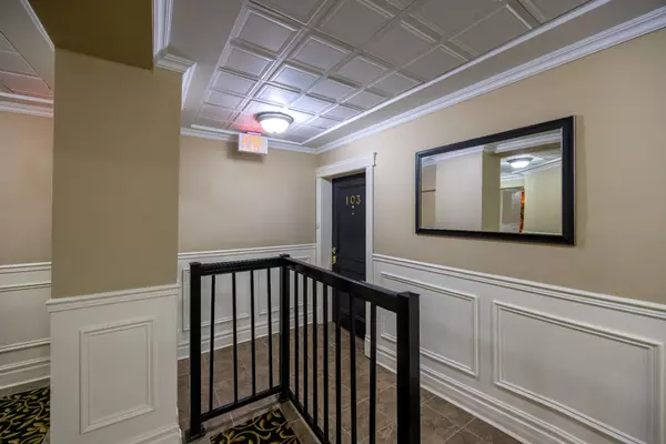 Cobourg, ON K9A 3L9,323 George ST #103