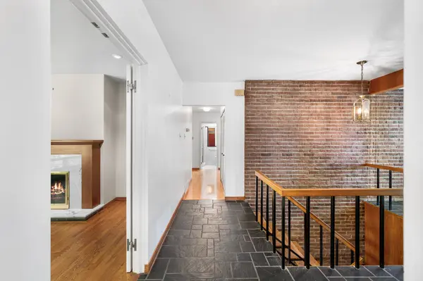 Mooneys Bay - Carleton Heights And Area, ON K2C 1N8,1495 Prince Of Wales DR