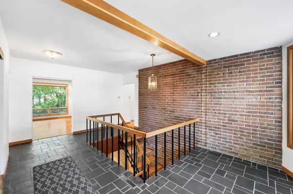 Mooneys Bay - Carleton Heights And Area, ON K2C 1N8,1495 Prince Of Wales DR