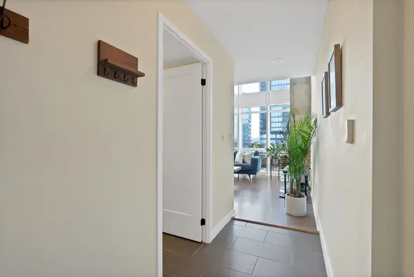 15 Fort York BLVD #3205, Toronto C01, ON M5V 3Y4