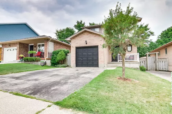 London South, ON N5Z 5A3,27 Gerald CRES