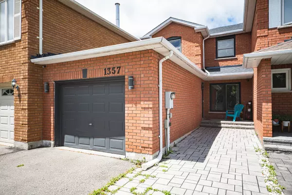 1357 Blackburn DR, Oakville, ON L6M 2X9