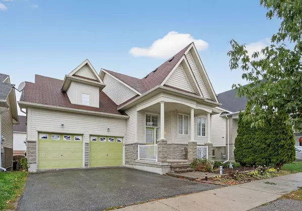 70 Diana WAY, Barrie, ON L4M 7H9