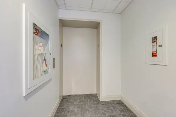 Oakville, ON L6K 1X5,70 Stewart ST #401