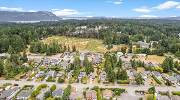 Cobble Hill, BC V0R 1L0,3635 Holland Ave