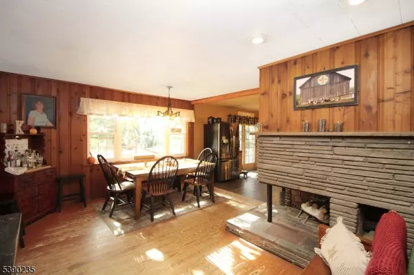 Andover Twp., NJ 07860,13 Hemlock Ave