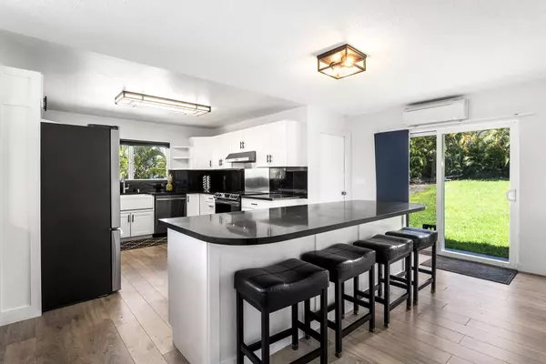 Kailua-kona, HI 96740,76-4347 LEILANI ST