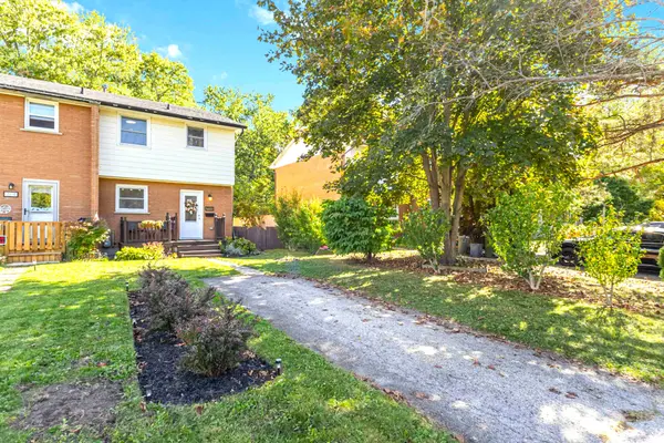 St. Thomas, ON N5R 3V1,71 Parkside DR #5