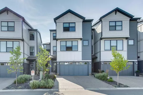 Calgary, AB T2Y0T4,819 Shawnee TER SW