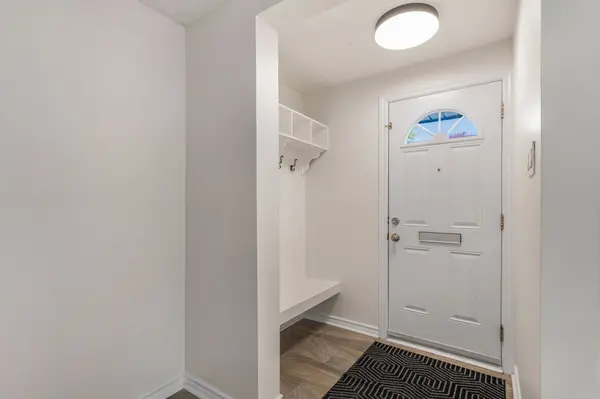 Beacon Hill North - South And Area, ON K1J 8N3,1394 Lassiter TER